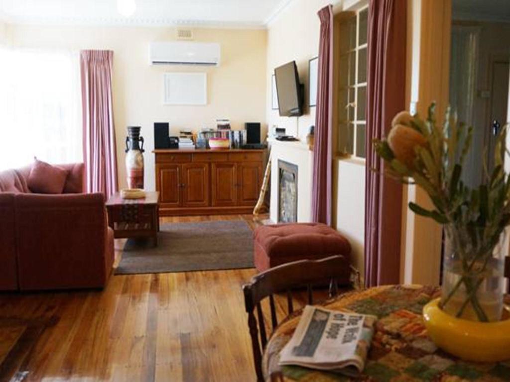 It'S On Walnut Villa Mildura Room photo